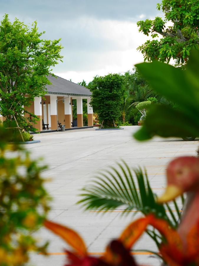 Sunee View Hotel Chachoengsao Bagian luar foto